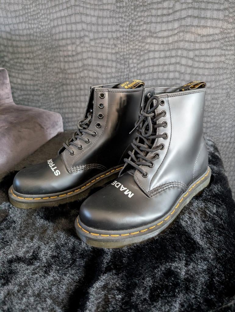 Dr. Martens 1460 Smooth "Made Strong" maat 39, Ophalen of Verzenden, Nieuw, Zwart