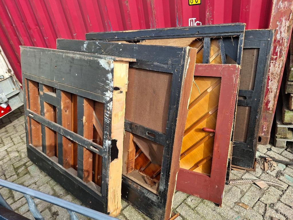 haardhout zwaar en droog en veel massief, Tuin en Terras, Haardhout, 3 tot 6 m³, Ophalen, Eikenhout, Blokken
