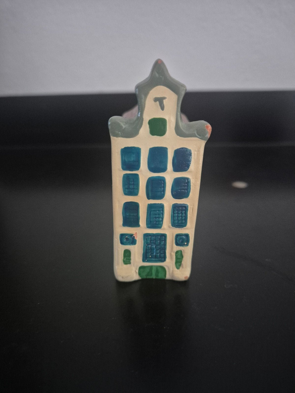miniatuur huisje puntenslijper, Ophalen of Verzenden, Zo goed als nieuw, 61 t/m 80