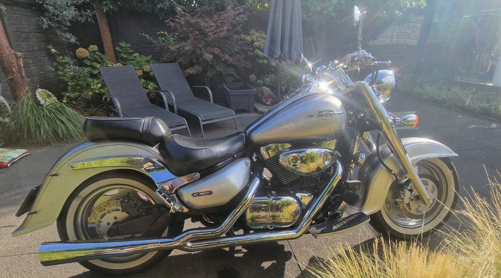 Suzuki Intruder 1500 Injectie uit 2006 - Krachtige Chopper, Motoren, Motoren | Suzuki, 2 cilinders, LED Verlichting, Chopper, Gebruikt