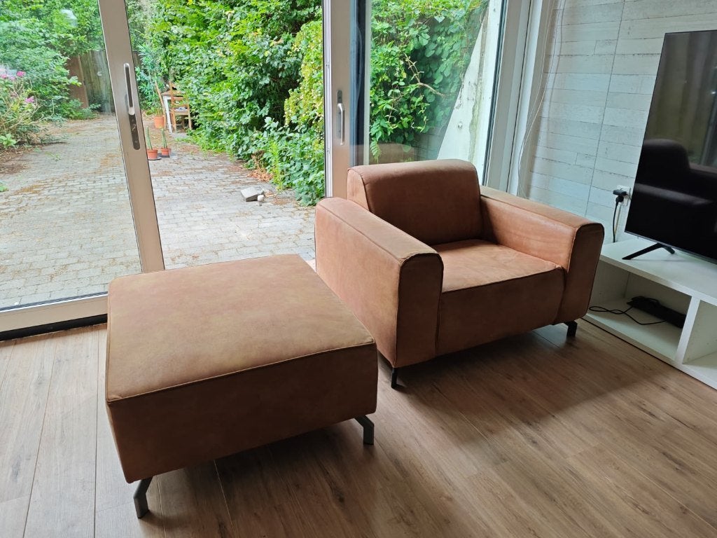 Suede lounge seat + luxe poef, Ophalen, Zo goed als nieuw, Rechthoekig