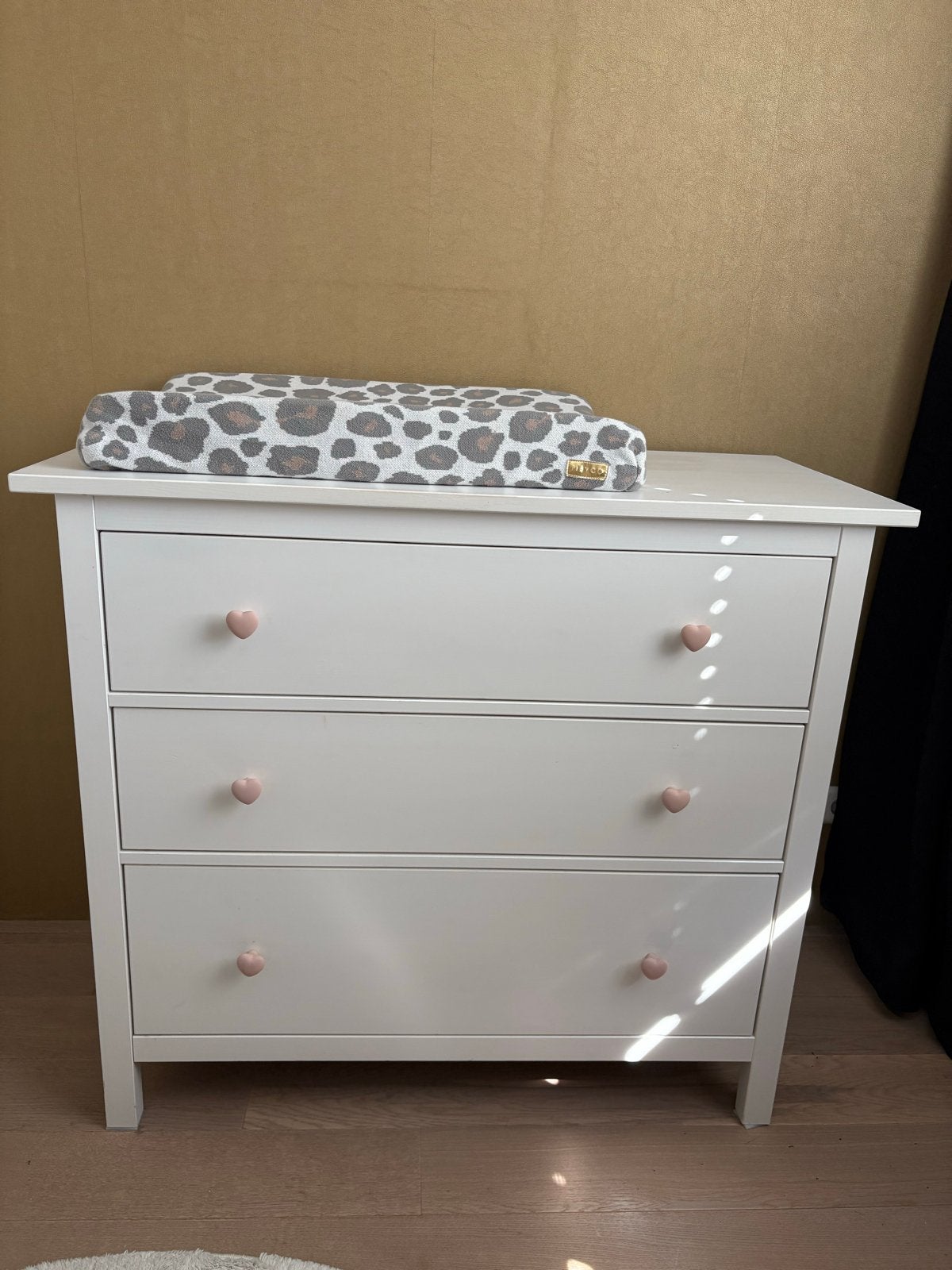 Ikea Hemnes ladekast met hartjesknoppen, Ophalen, 50 tot 70 cm, Zo goed als nieuw, 75 tot 100 cm