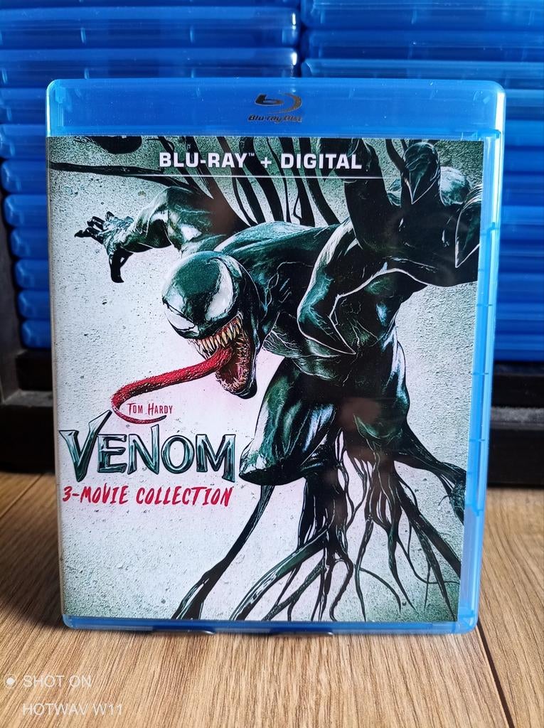 The Venom ( Trilogy ), Verzenden, Zo goed als nieuw, Science Fiction en Fantasy, Boxset
