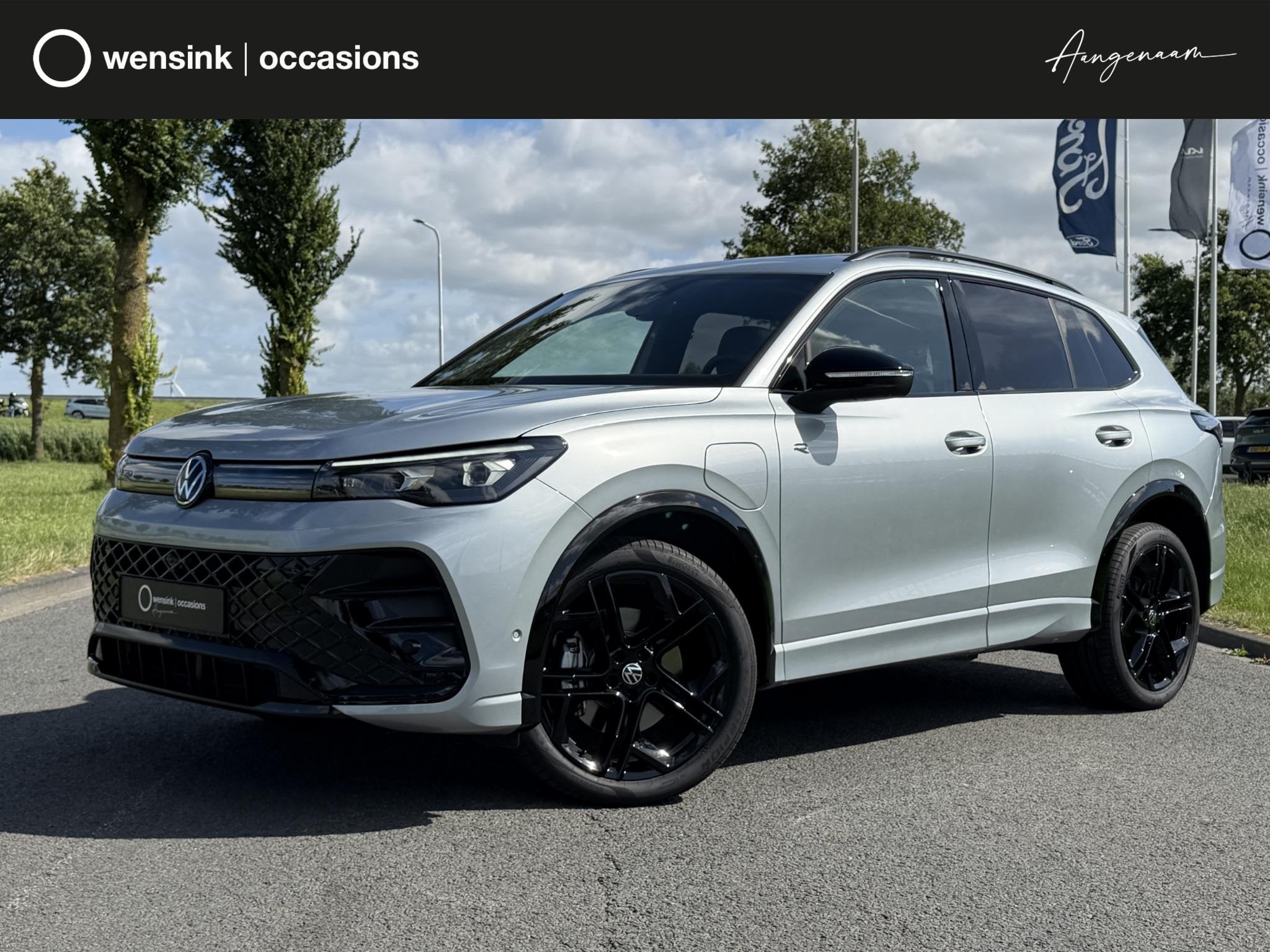 Volkswagen Tiguan 1.5 eHybrid R-Line Edition | Matrix LED |, Auto's, Volkswagen, 4 cilinders, 2000 kg, Hybride Elektrisch/Benzine