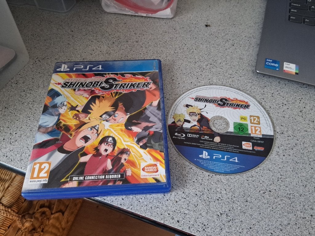 ps 4 game, Ophalen, Vechten, Zo goed als nieuw, Eén computer