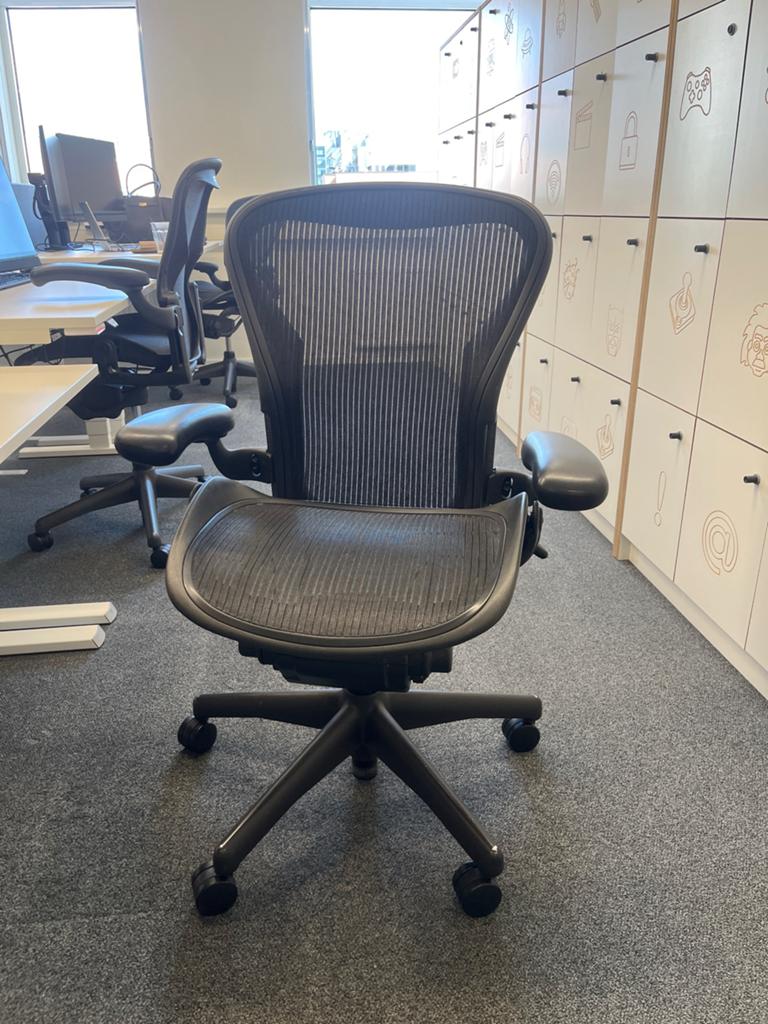 Herman Miller Aeron Bureaustoel - Maat B (2 dots), Ophalen, Gebruikt, Zwart, Bureaustoel