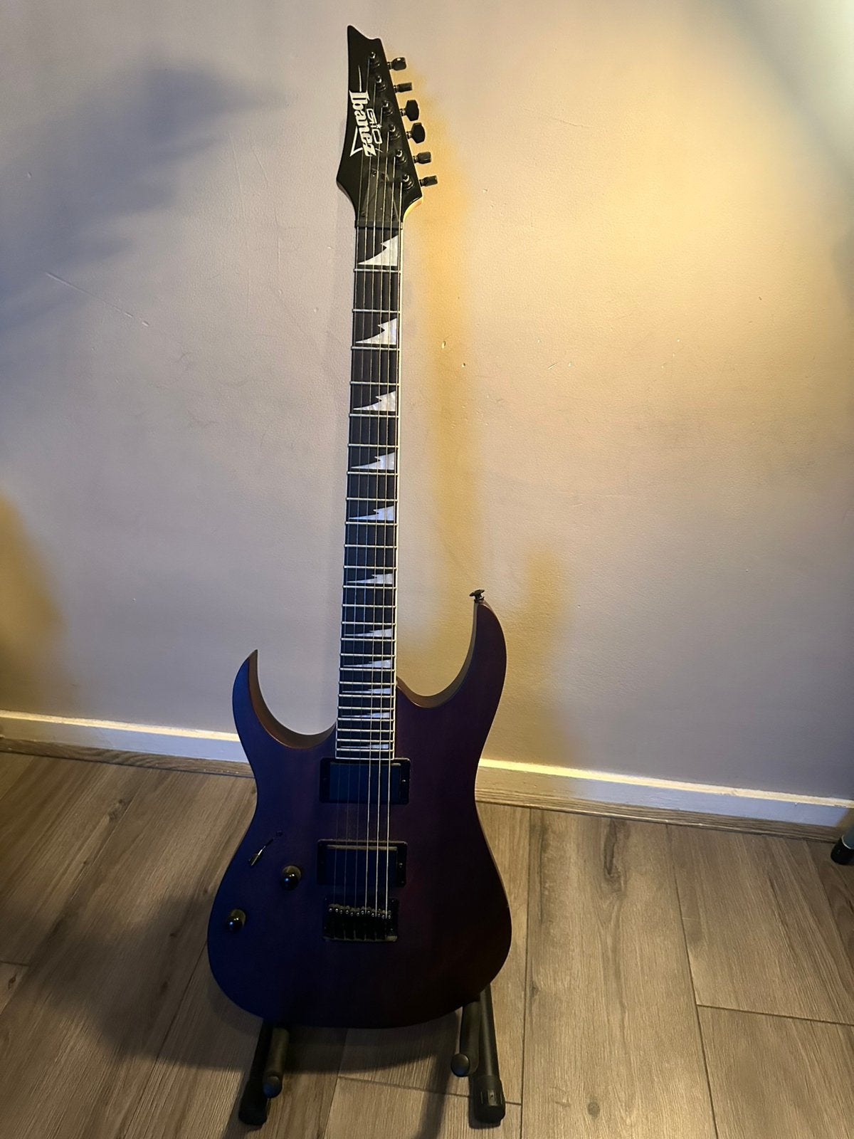 Ibanez Linkshandige Gitaar, Ophalen, Zo goed als nieuw, Solid body, Ibanez