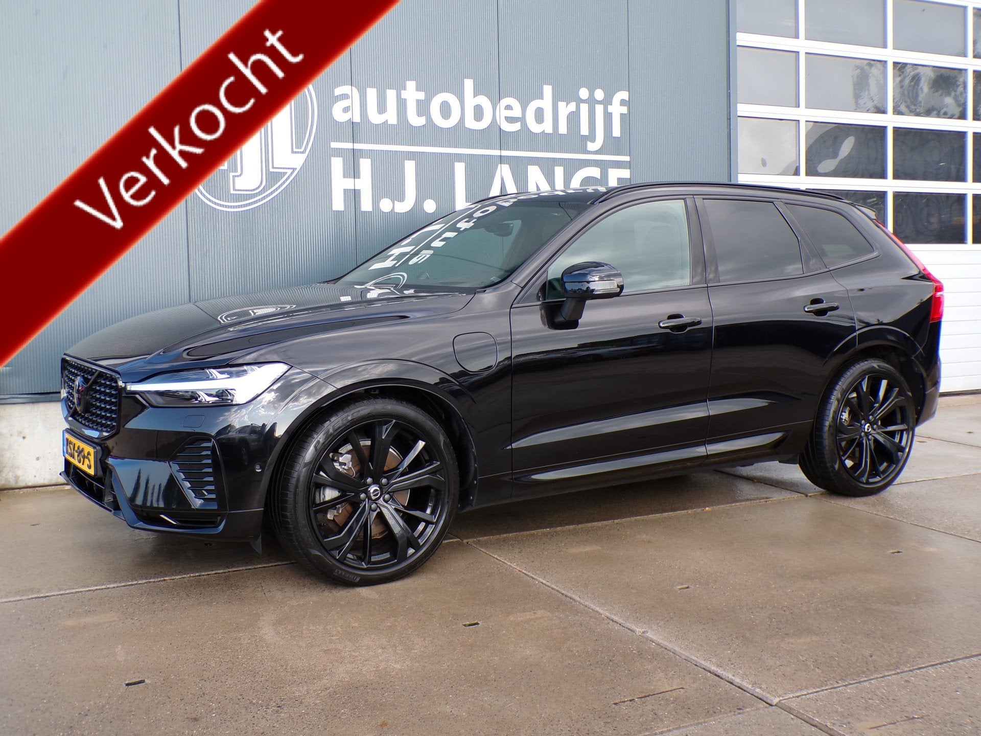 Volvo XC60 2.0 T8 Plug-in hybrid AWD Ultra Black Edition, Auto's, Automaat, Gebruikt, 4 cilinders, Bedrijf