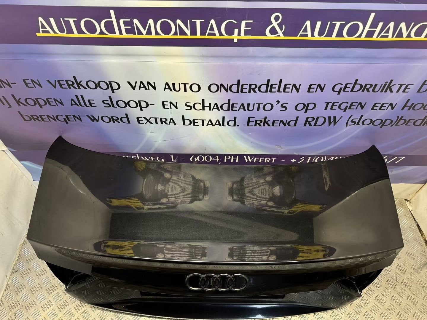 Audi A5 coup kofferdeksel klep, Gebruikt, AUDI AG, Auto-Union-Strasse 1
85045  Ingolstadt, DE, Kundenbetreuung@audi.de