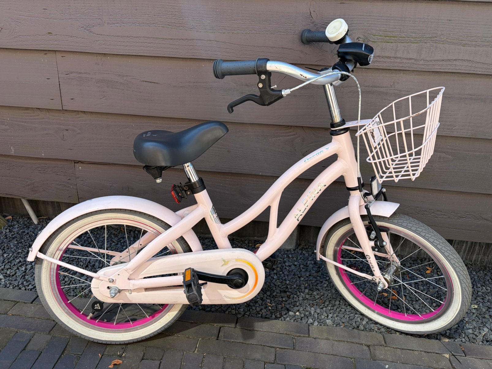 Kinderfiets Meisjesfiets 16 inch Alpina, Ophalen, Gebruikt, Terugtraprem, 16 tot 20 inch