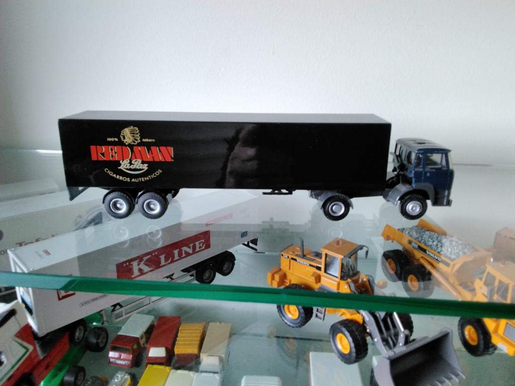 DAF 2500 vrachtwagen met oplegger 'Red Man', Overige merken, 1:32 tot 1:50, Ophalen of Verzenden, Zo goed als nieuw