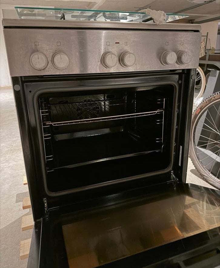 Bosch Gasfornuis met Oven, Witgoed en Apparatuur, Fornuizen, Ophalen, Gebruikt, Hete lucht, 4 kookzones
