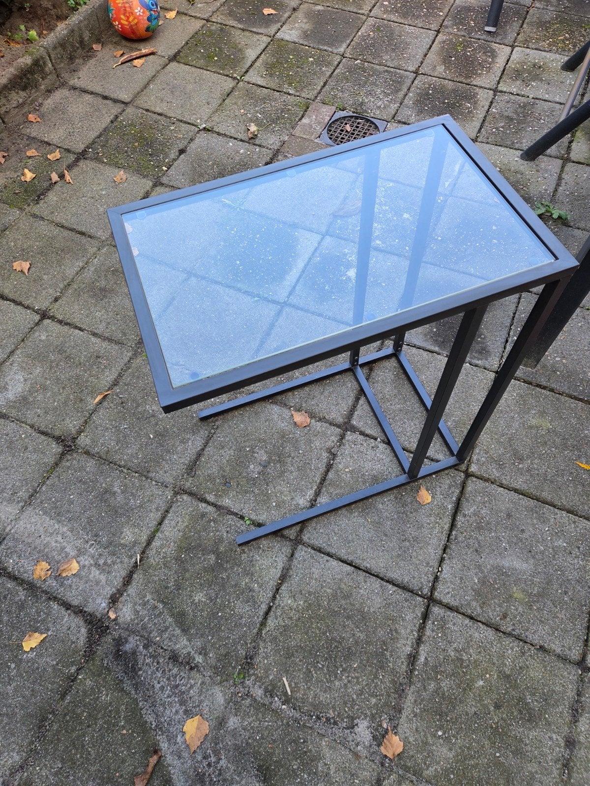 IKEA VITTSJÖ laptoptafel, zwartbruin/glas, Ophalen, Gebruikt, Modern, Industrieel, 55 tot 75 cm