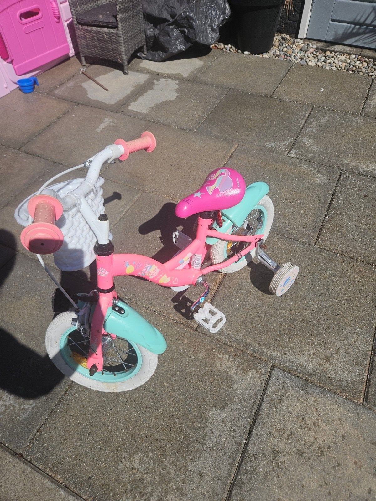 Roze kinderfiets met zijwieltjes en mandje, Ophalen, Zijwieltjes, Gebruikt, Minder dan 16 inch