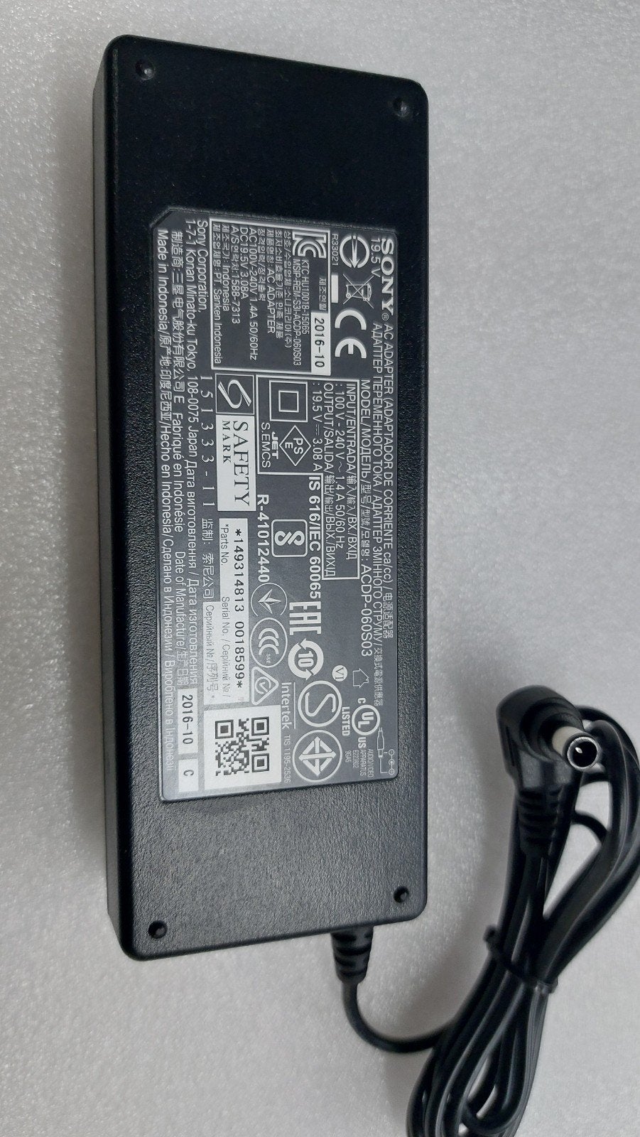 Ongebruikte Sony Adapter ACDP-060S03 19.5 V /3.08 A  €30,-, Computers en Software, Ophalen of Verzenden, Nieuw
