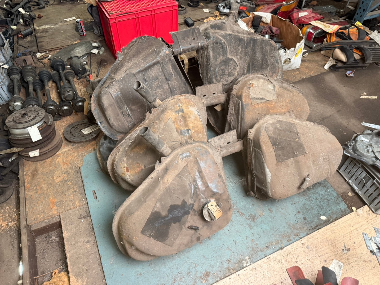 Bmw e21 benzine tank 318i 320i 323i, Ophalen of Verzenden