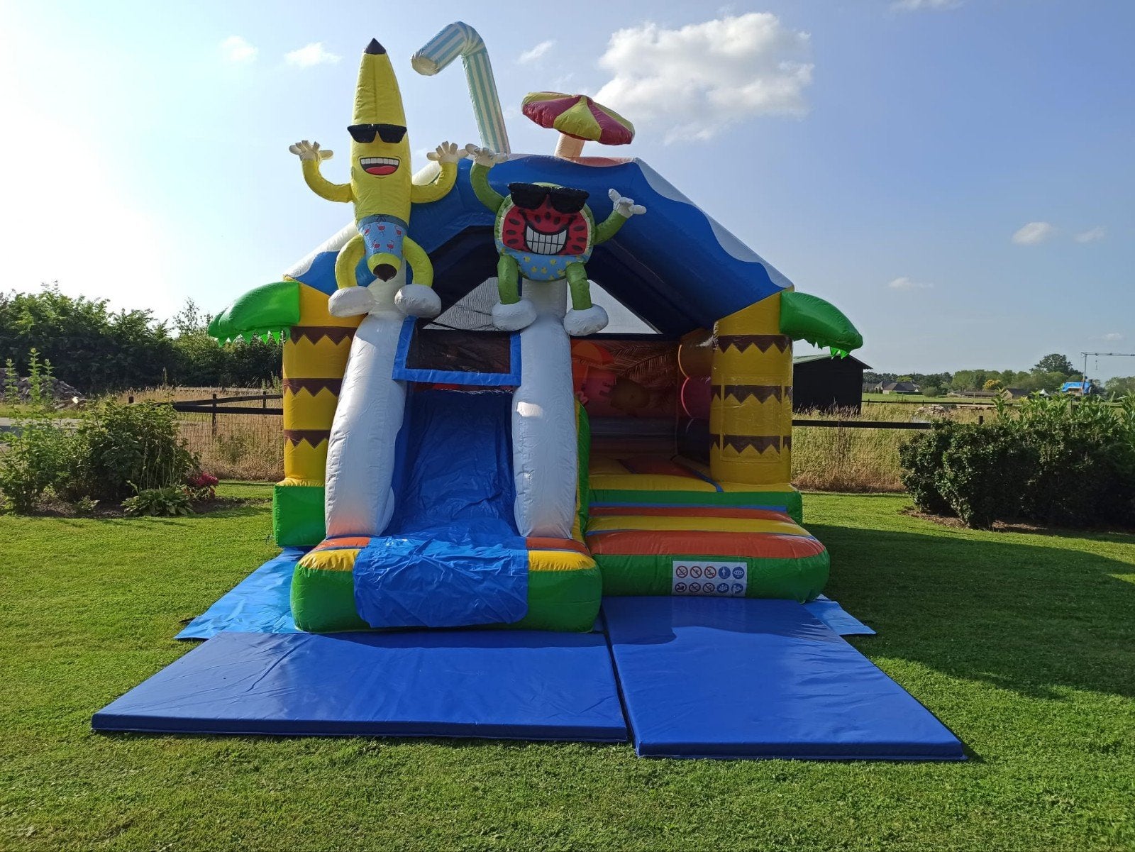 Springkussen Summer Party te huur, Ophalen of Verzenden