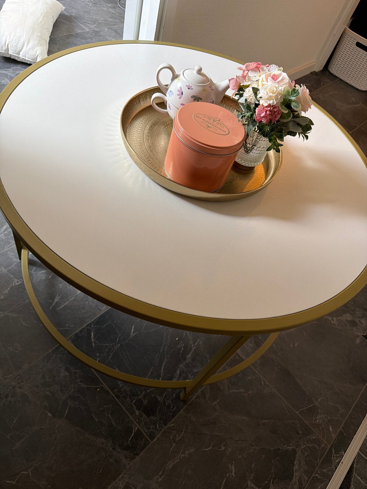 Stijlvolle ronde salontafel met gouden frame 84cm, Rond, Zo goed als nieuw, Metaal, 5 – 50