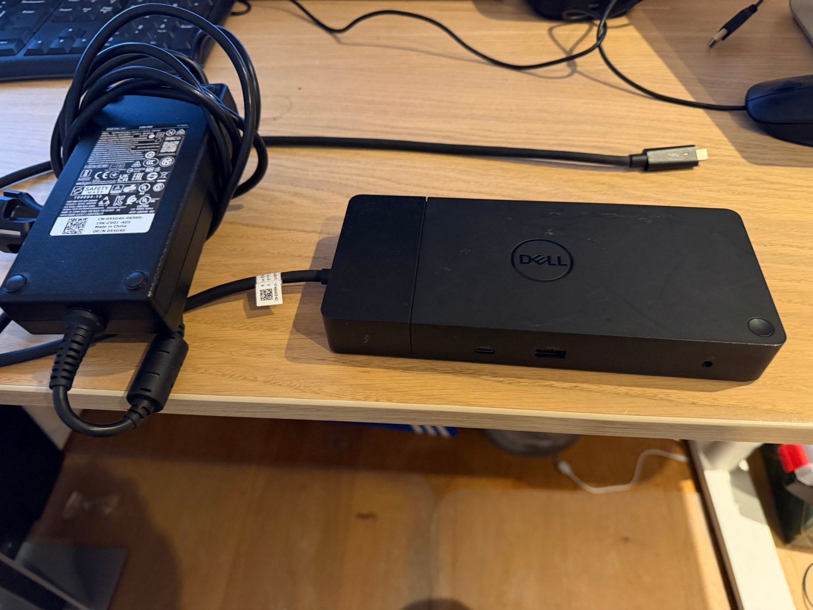 Dell WD19TB, Computers en Software, Dell, Dell, Ophalen of Verzenden, Zo goed als nieuw