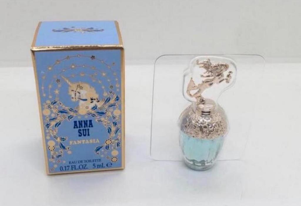 Miniatuur Anna Sui Fantasia 5 ml eau de toilette, Verzenden, Nieuw, Miniatuur, Gevuld