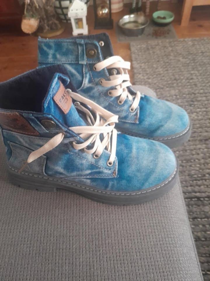 Nieuwe Jeans sneakers maat 41, Ophalen, Blauw, Nieuw, Sneakers of Gympen