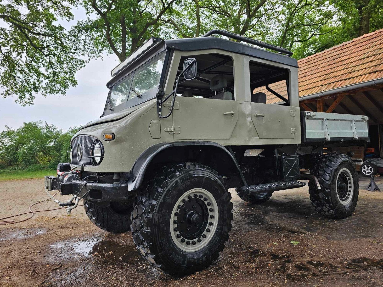 Mercedes- Benz Unimog 404 Doka 4x4, foto 3