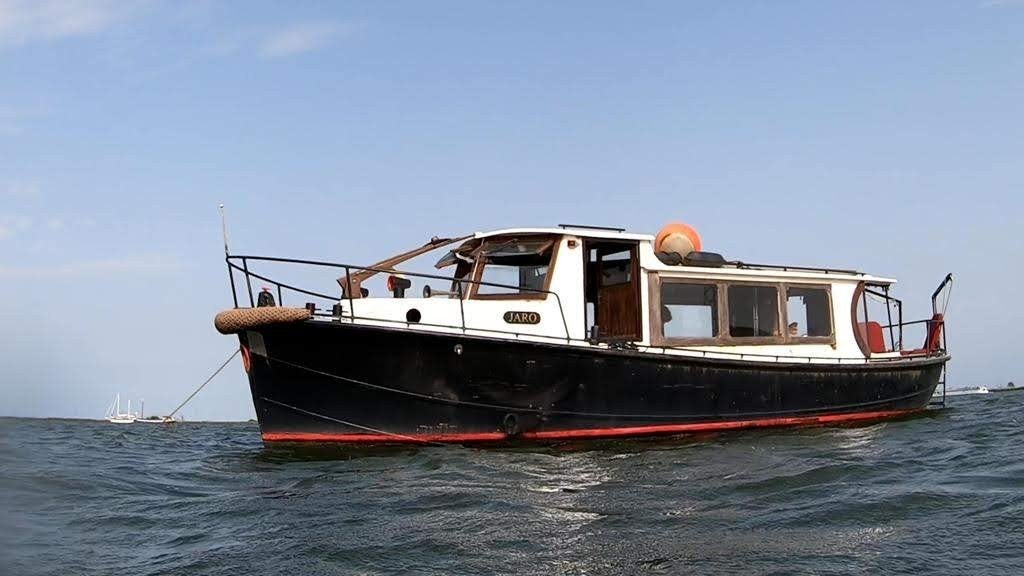 Klassieke Motorboot met kromhout lucht gestarte 2K2 uit1940, Watersport en Boten, Gebruikt, Binnenboordmotor, Diesel, Walstroom