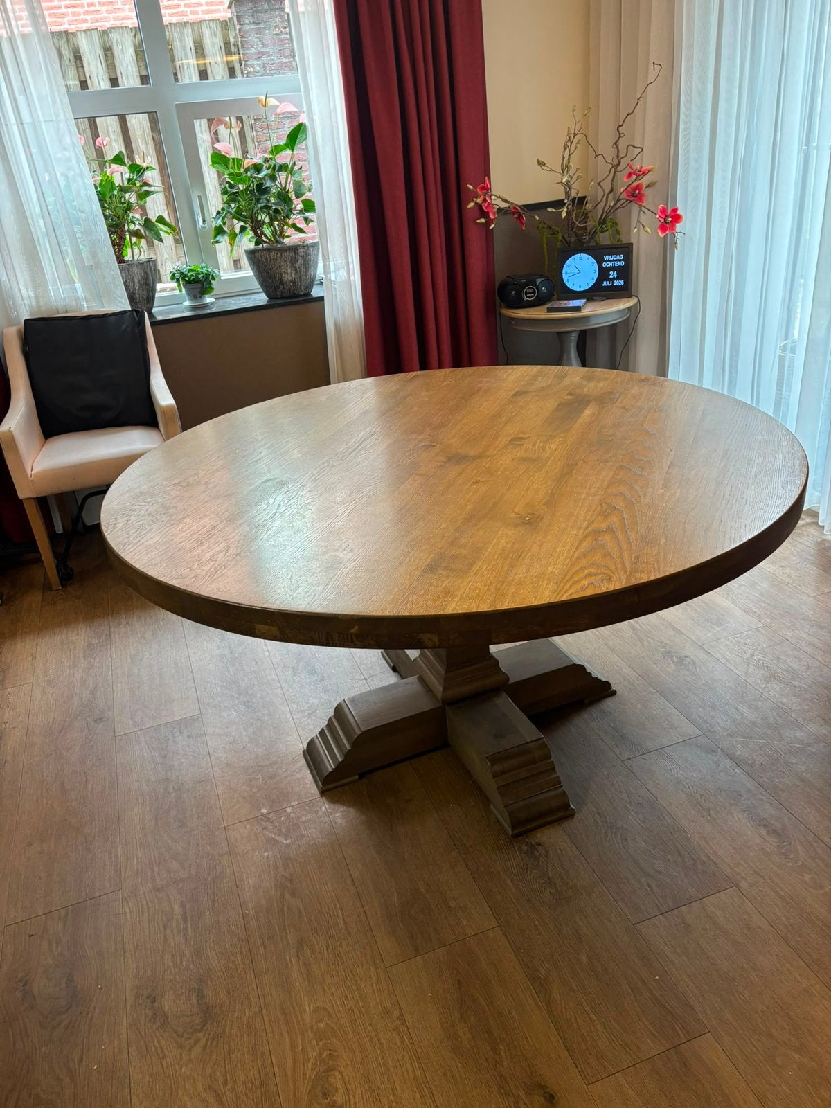Ronde massief eiken Kloostertafel, Ophalen, Gebruikt, 100 tot 150 cm, Vijf personen of meer