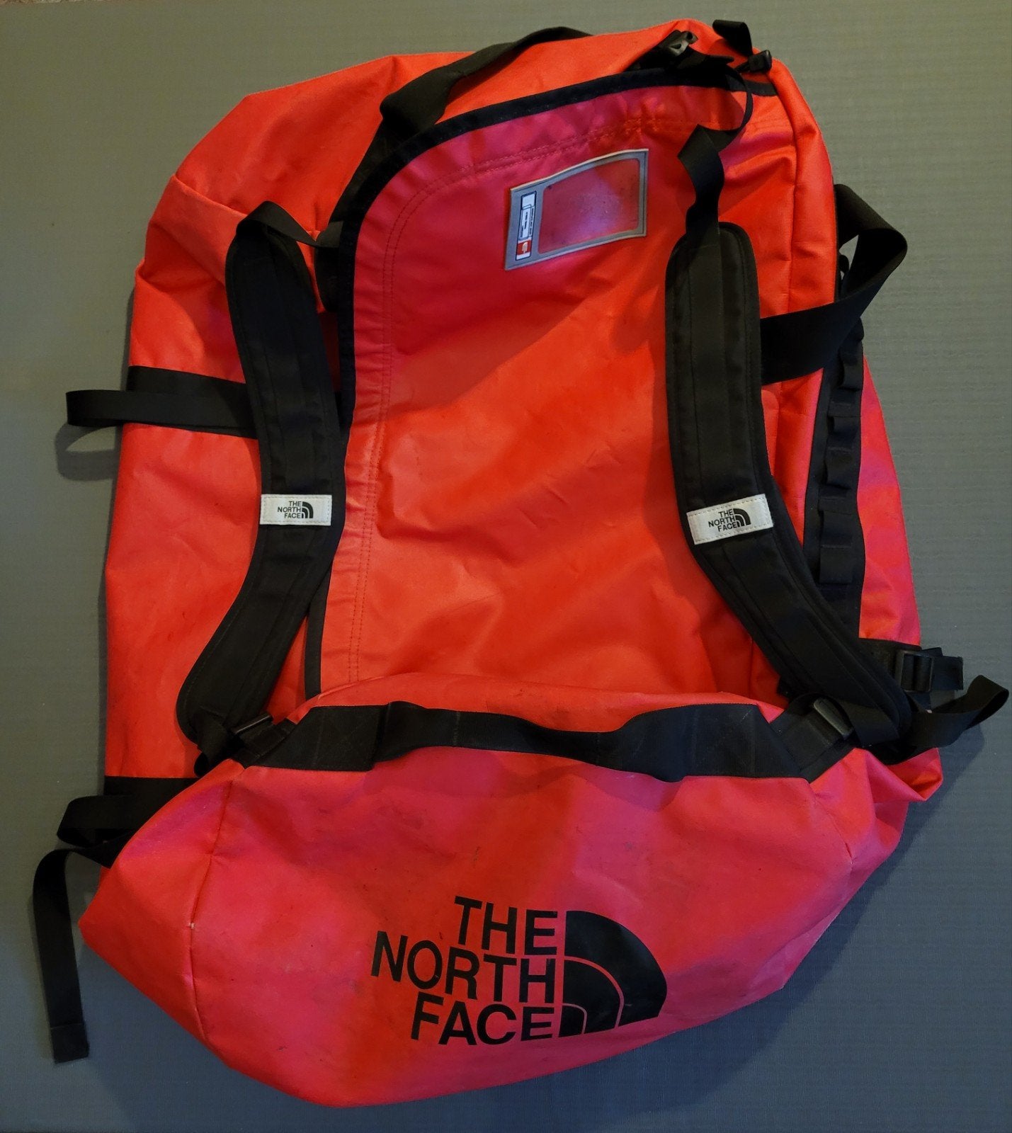 The North Face Base Camp Duffel XL - Rood/Zwart (132 L), Ophalen of Verzenden, Gebruikt, Rood
