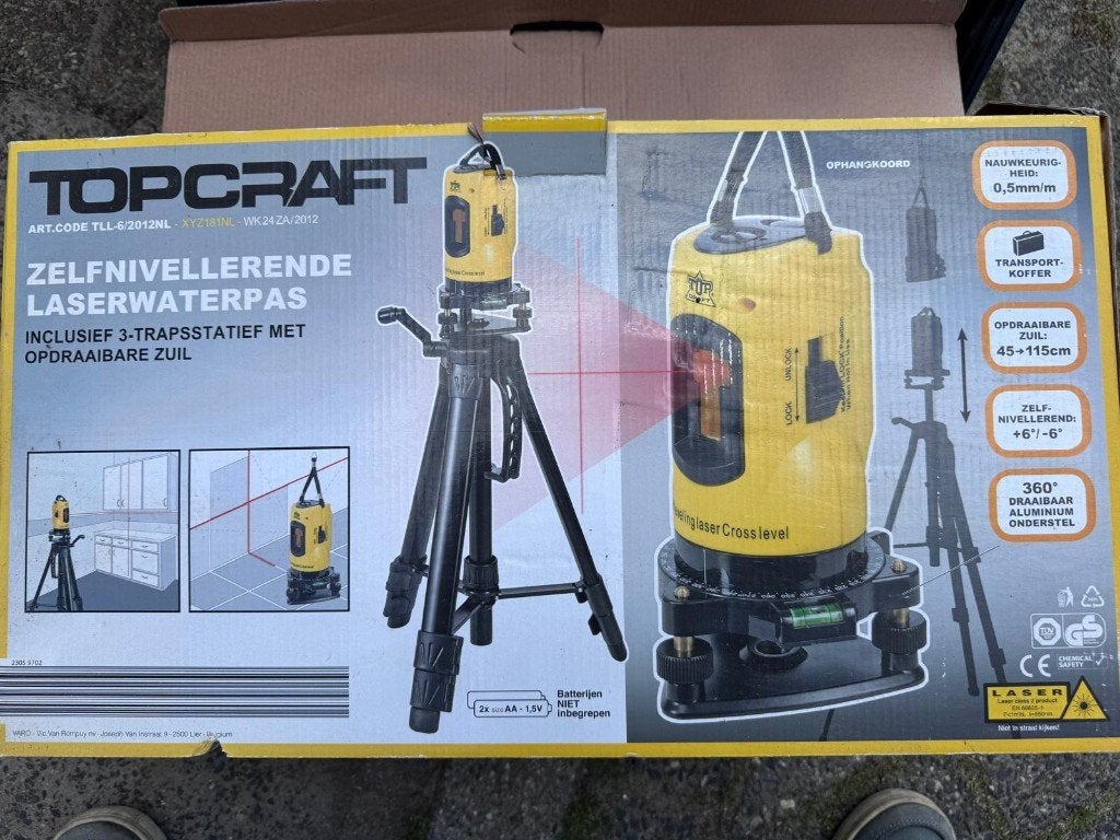 Zelf nivellerend Bouwlaser - Kruislijnlaser met Statief, Ophalen, Zo goed als nieuw, Overige meters