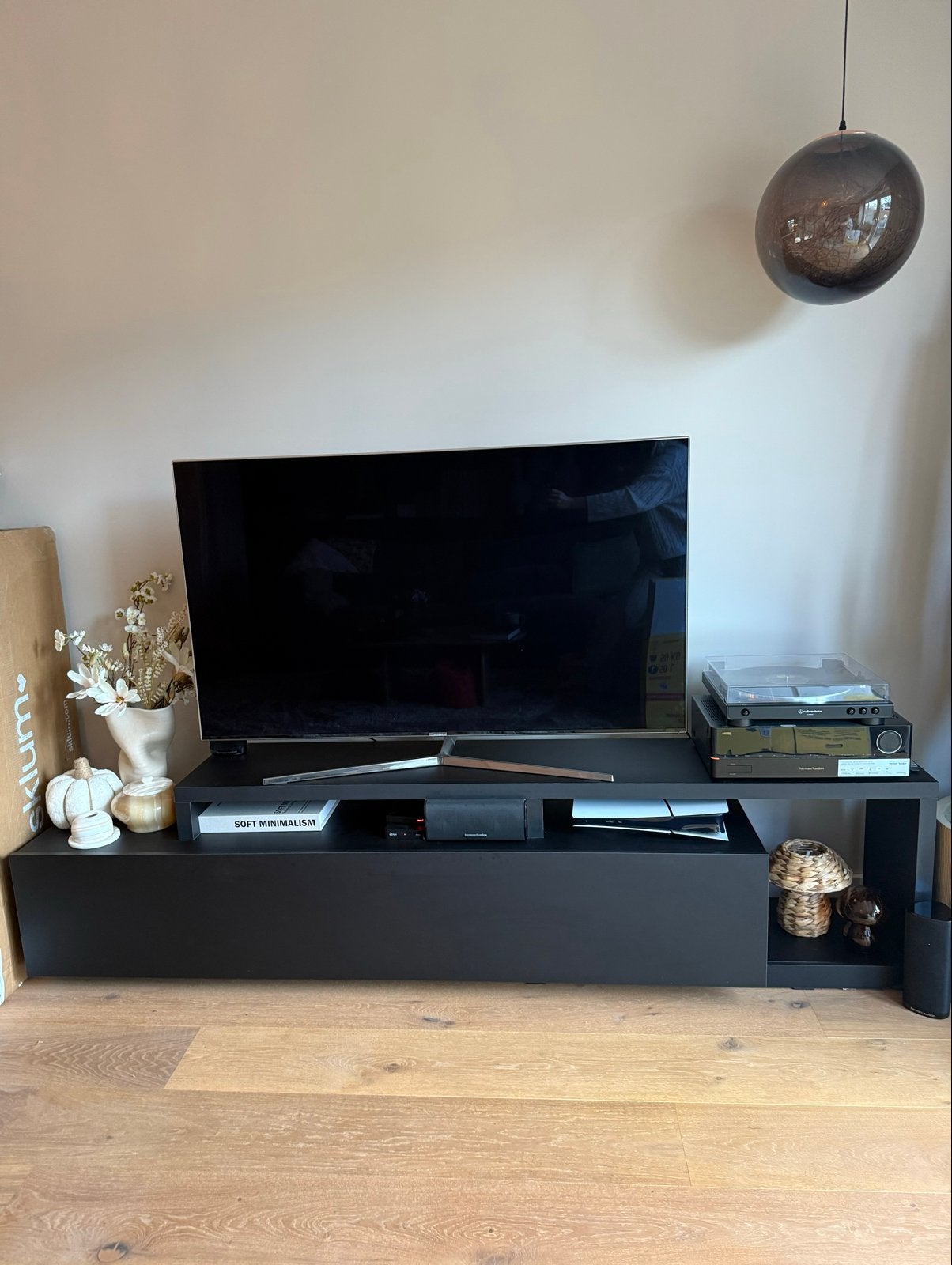 Zwart TV-meubel met opbergruimte, Ophalen, Overige materialen, Zo goed als nieuw, 200 cm of meer