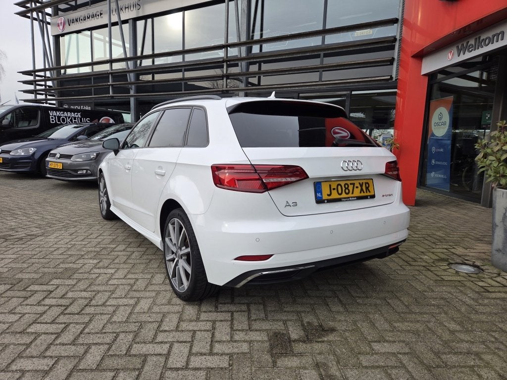 Audi A3 Sportback 1.4 e-tron I PHEV I Navi | Carplay, Auto's, 12 maanden, Stof, Gebruikt, 4 cilinders