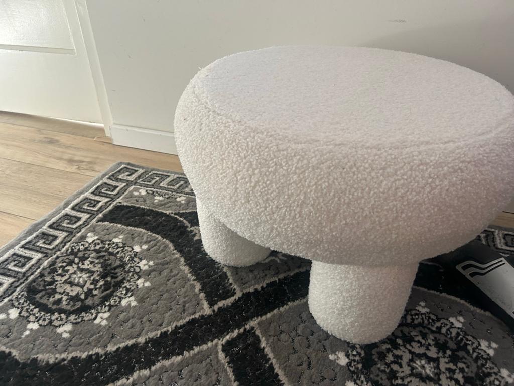 2 Witte teddy Poefjes / Krukje dodo poef, Ophalen of Verzenden, Zo goed als nieuw, Overige materialen