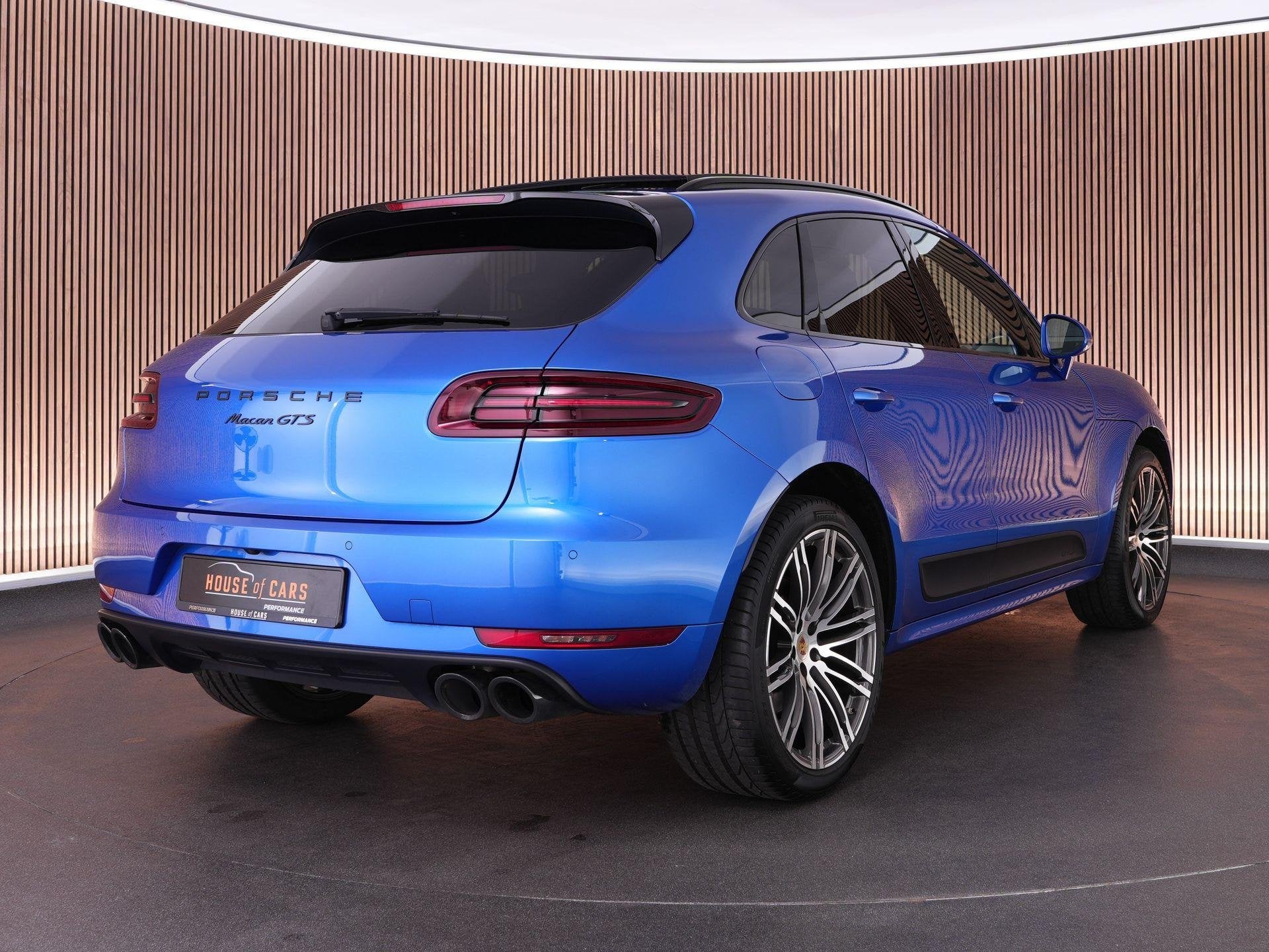 Porsche Macan 3.0 GTS |panoramadak|luchtvering|PASM|sportuit, Automaat, Gebruikt, Euro 6, Blauw