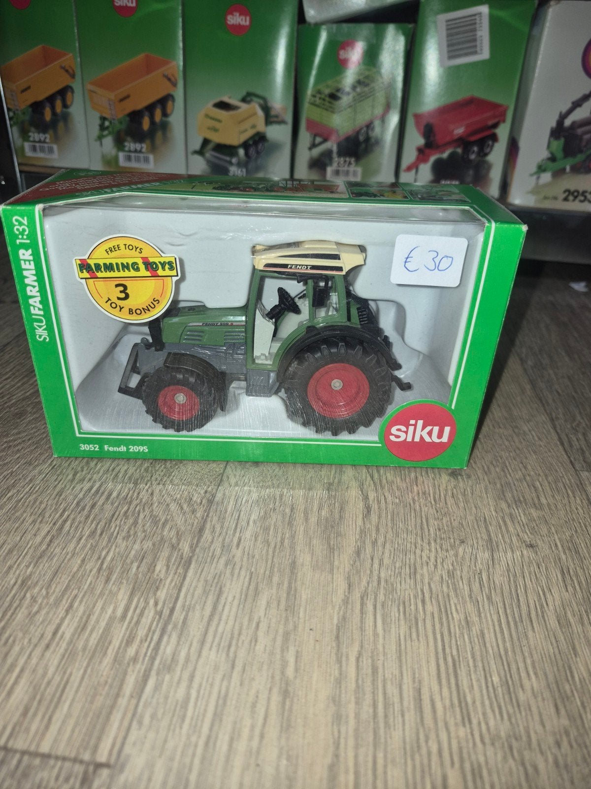 Siku Farmer 1:32 Fendt 209S Tractor - Nieuw in doos