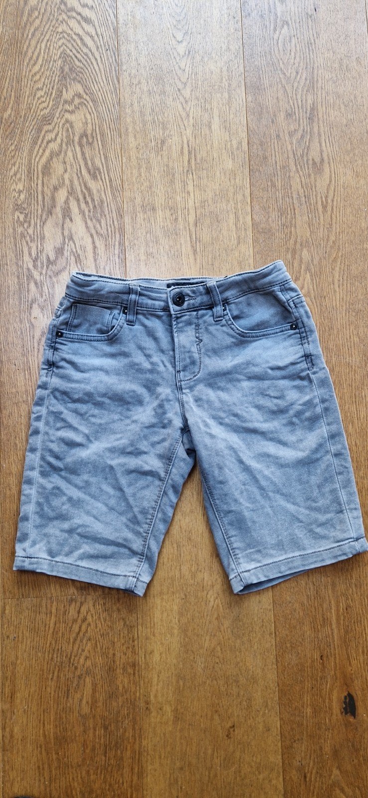 Cars maat 152 (maat 12) korte grijze spijkerbroek, Broek, Ophalen of Verzenden, Zo goed als nieuw, Jongen