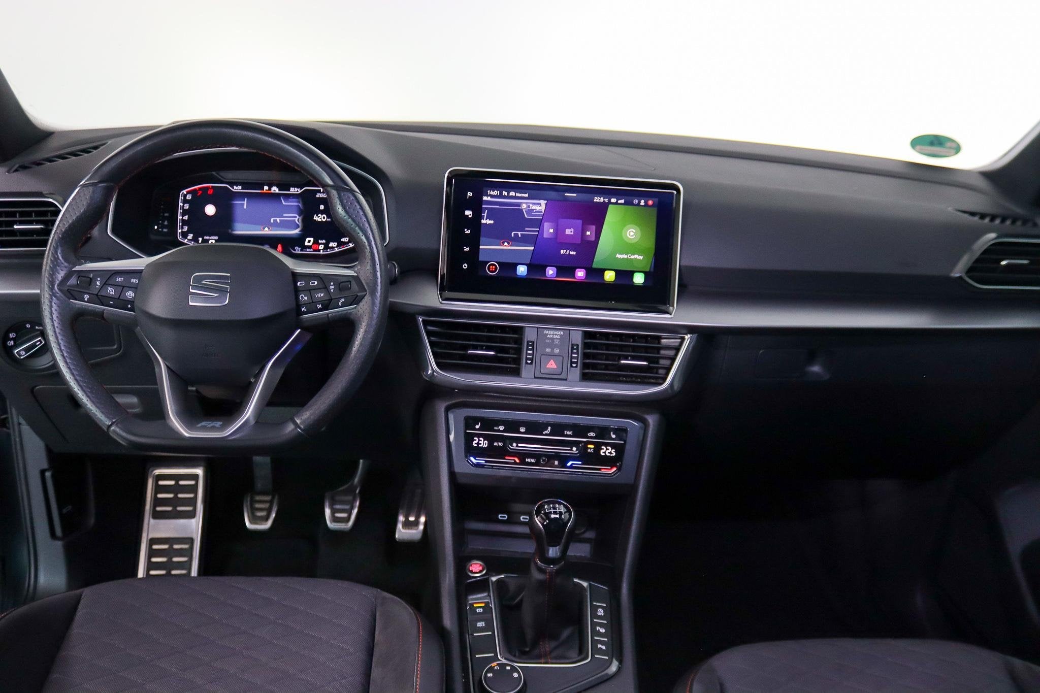 SEAT Tarraco 1.5 TSI FR 7-Persoons Panoramadak, Trekhaak, St, Voorwielaandrijving, Stof, 4 cilinders, 150 pk