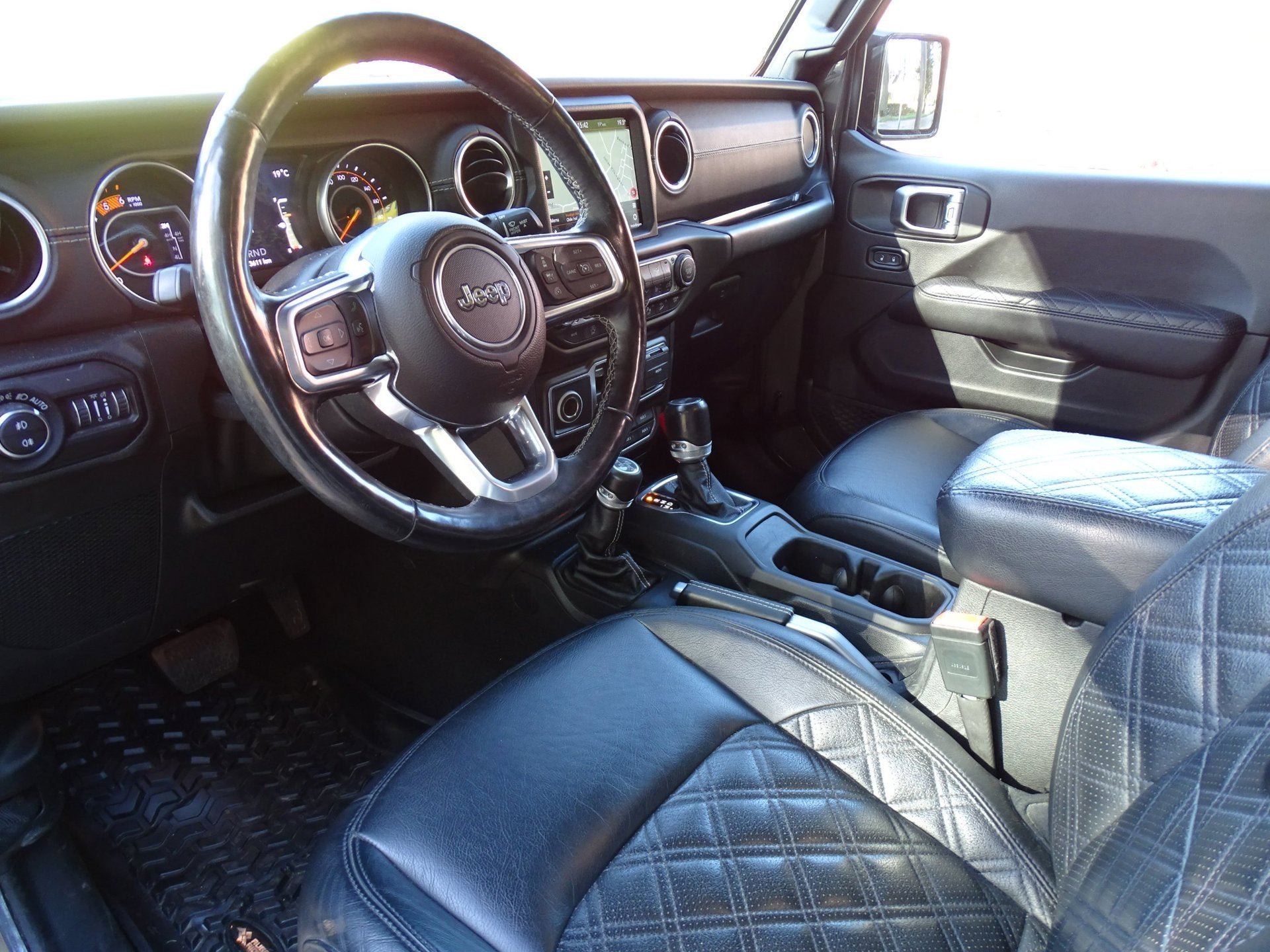 Jeep Wrangler 2.2D Rubicon|22" Brute|Adaptive|Leder|Trekhaak, Adaptive Cruise Control, Gebruikt, 4 cilinders, Leder