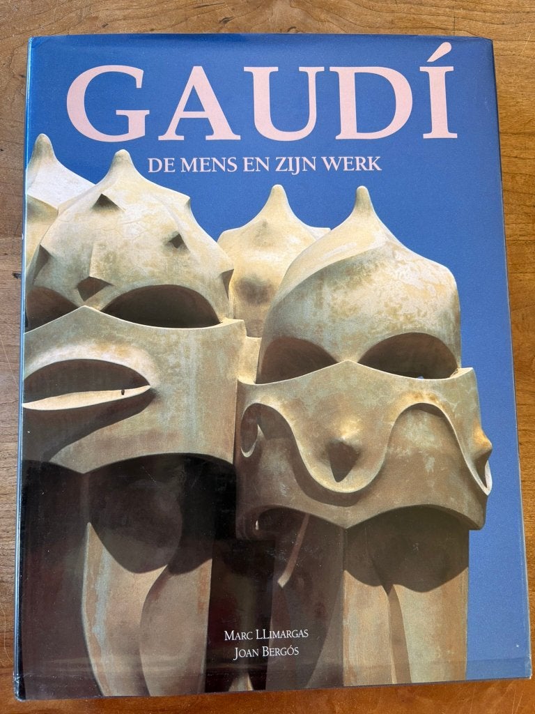 Gaudi, de mens en zijn werk, Ophalen of Verzenden, Zo goed als nieuw