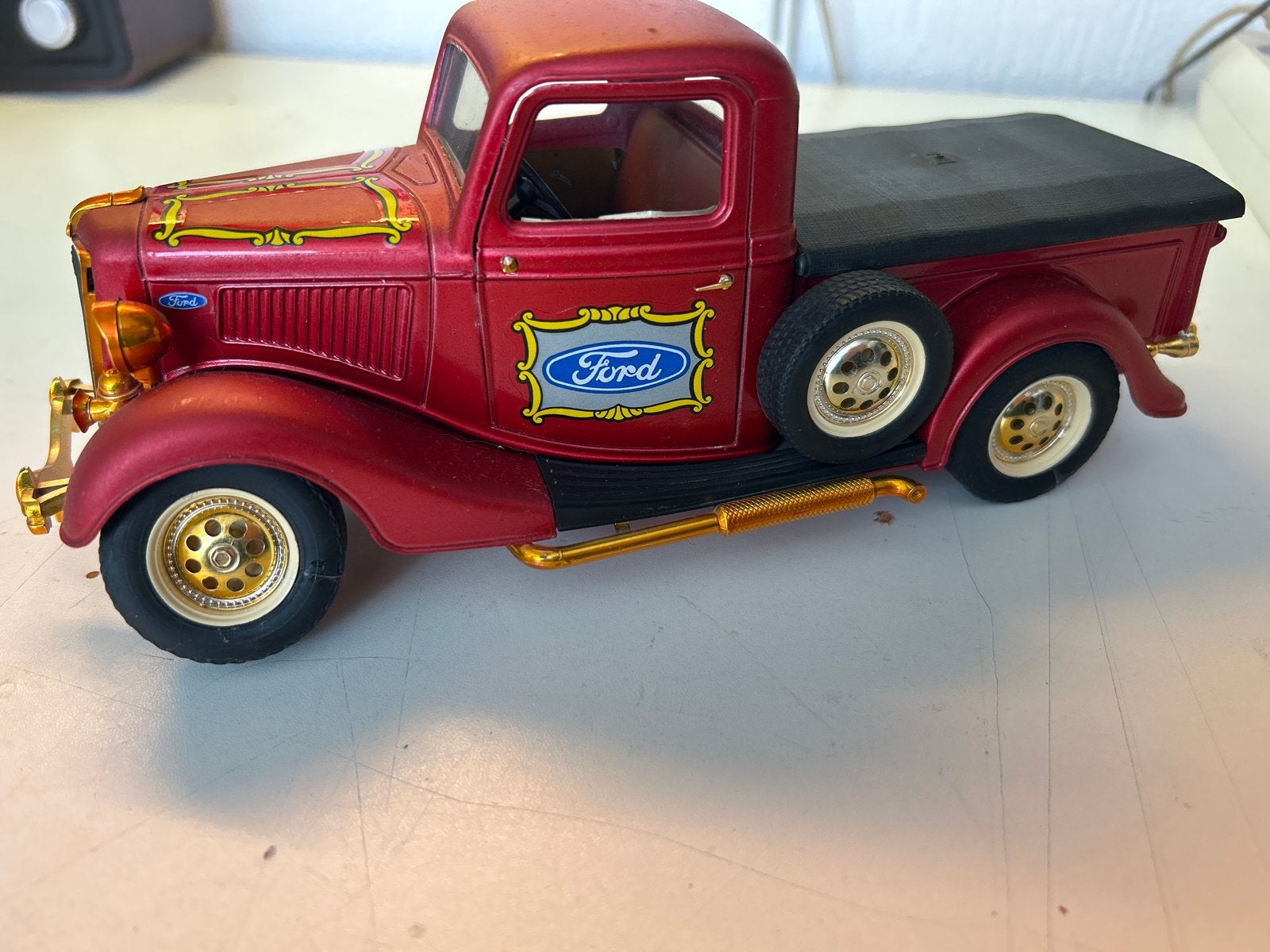 Solido Ford V8 schaalmodel - Zo goed als nieuw, Ophalen of Verzenden, Zo goed als nieuw, Overige typen