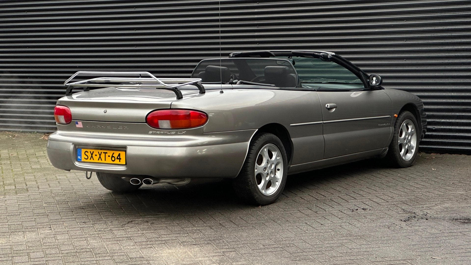 Chrysler Stratus 2.5i V6 LX Convertible | Lage kilometerstan, Auto's, 450 kg, Gebruikt, Zwart, 2497 cc