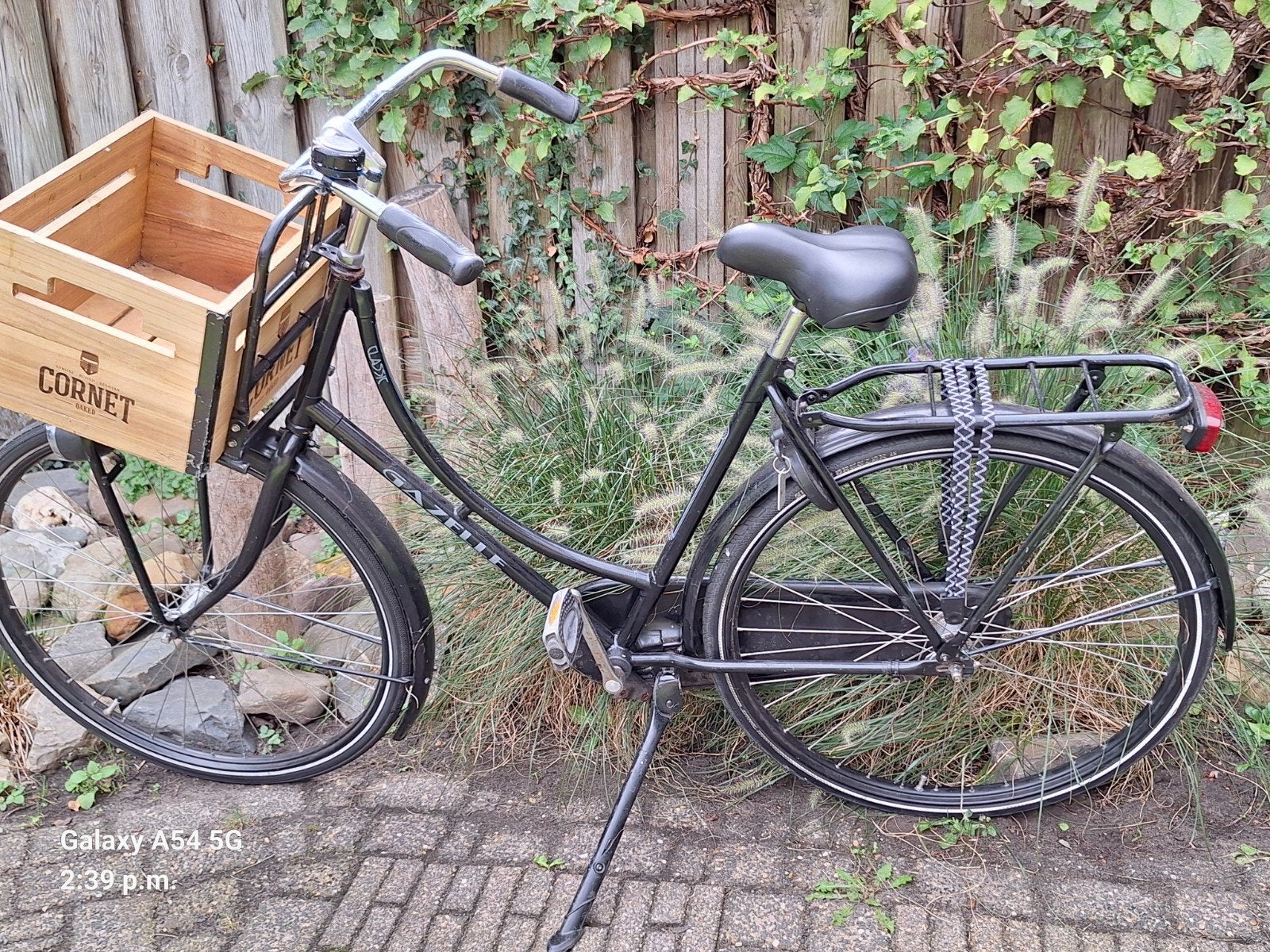 Nette Gazelle Omafiets 28"/ 54 cm.met krat., Ophalen, Terugtraprem, 53 tot 56 cm, Zo goed als nieuw