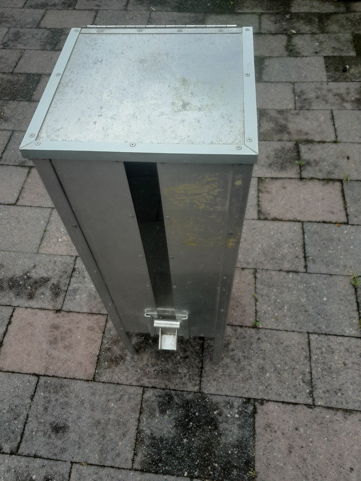Voersilo, Ophalen, Aluminium, Vogelkooi