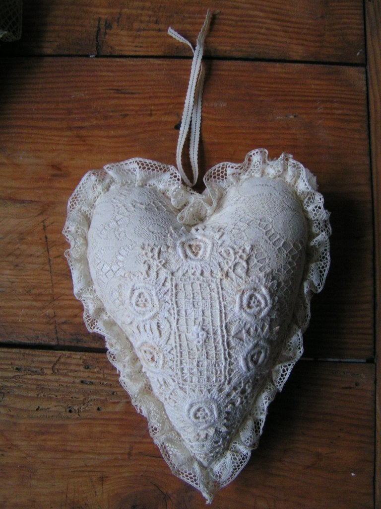 hartje antiek linnengoed nr EE 951, Ophalen of Verzenden