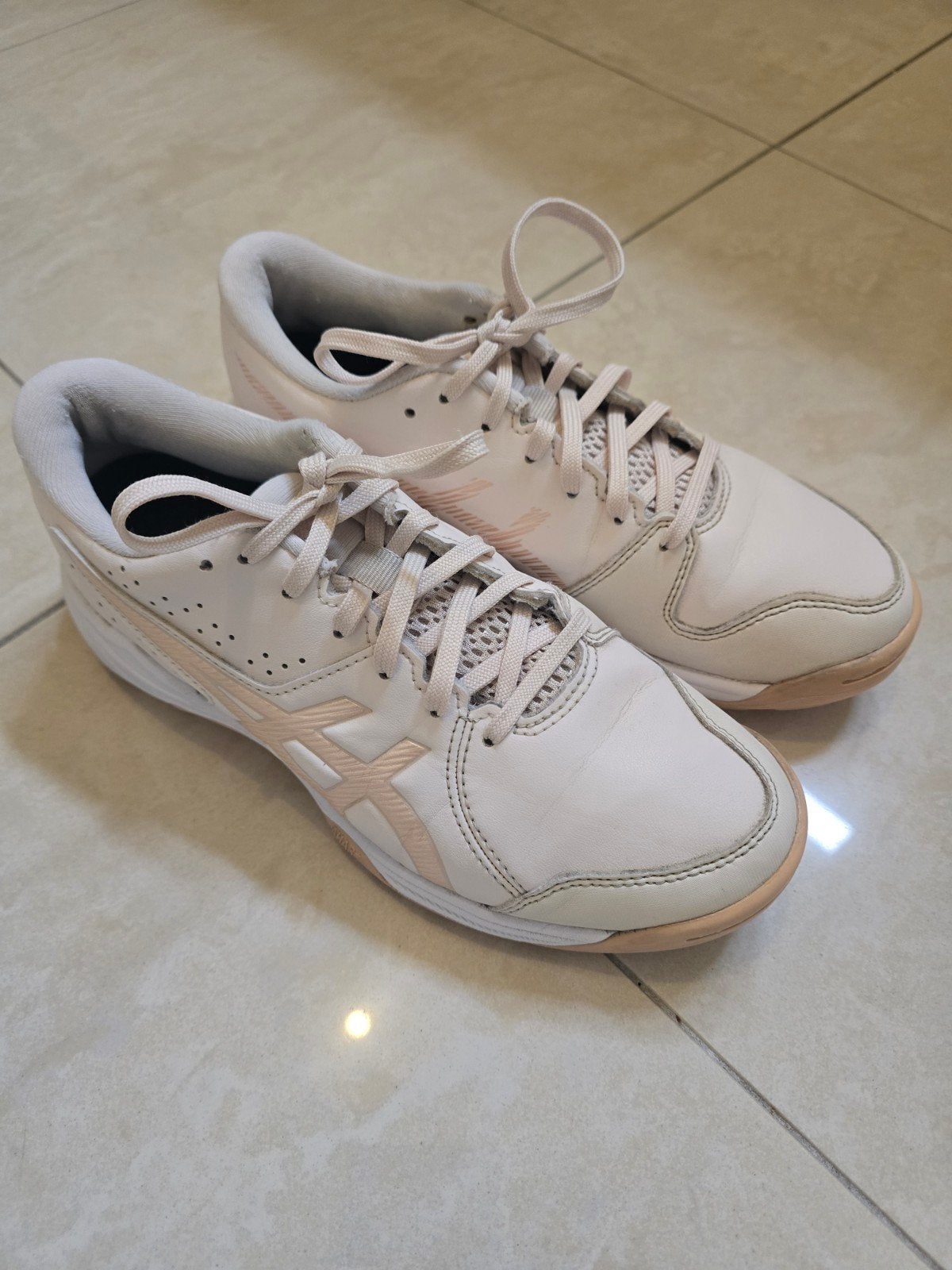 Asics Gel Peake 2 kinder hockeyschoenen mt 37, Ophalen of Verzenden, Gebruikt, Schoenen