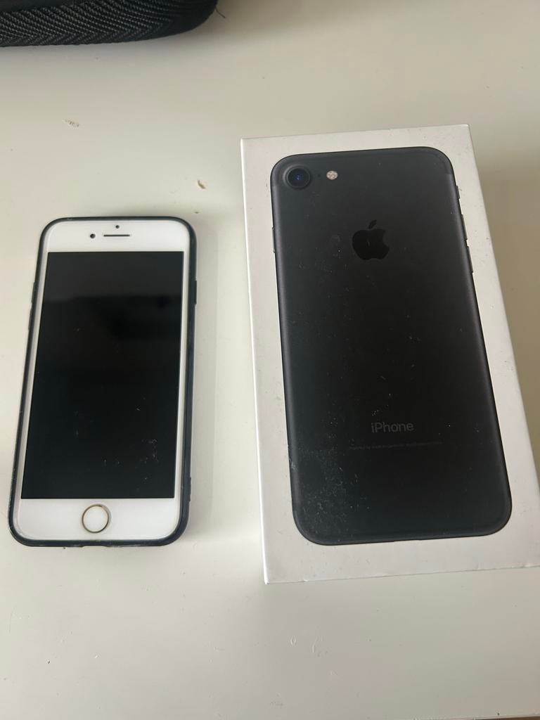Apple iPhone 7 32 GB wit/rosé met hoesje en toebehoren, Telecommunicatie, Mobiele telefoons | Apple iPhone, Gebruikt, 75 %, 32 GB