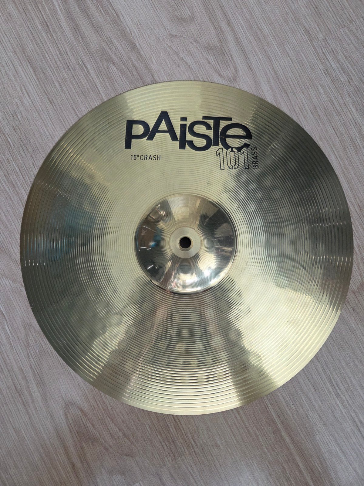 Paiste 101 Brass 16" Crash, Muziek en Instrumenten, Ophalen of Verzenden, Gebruikt