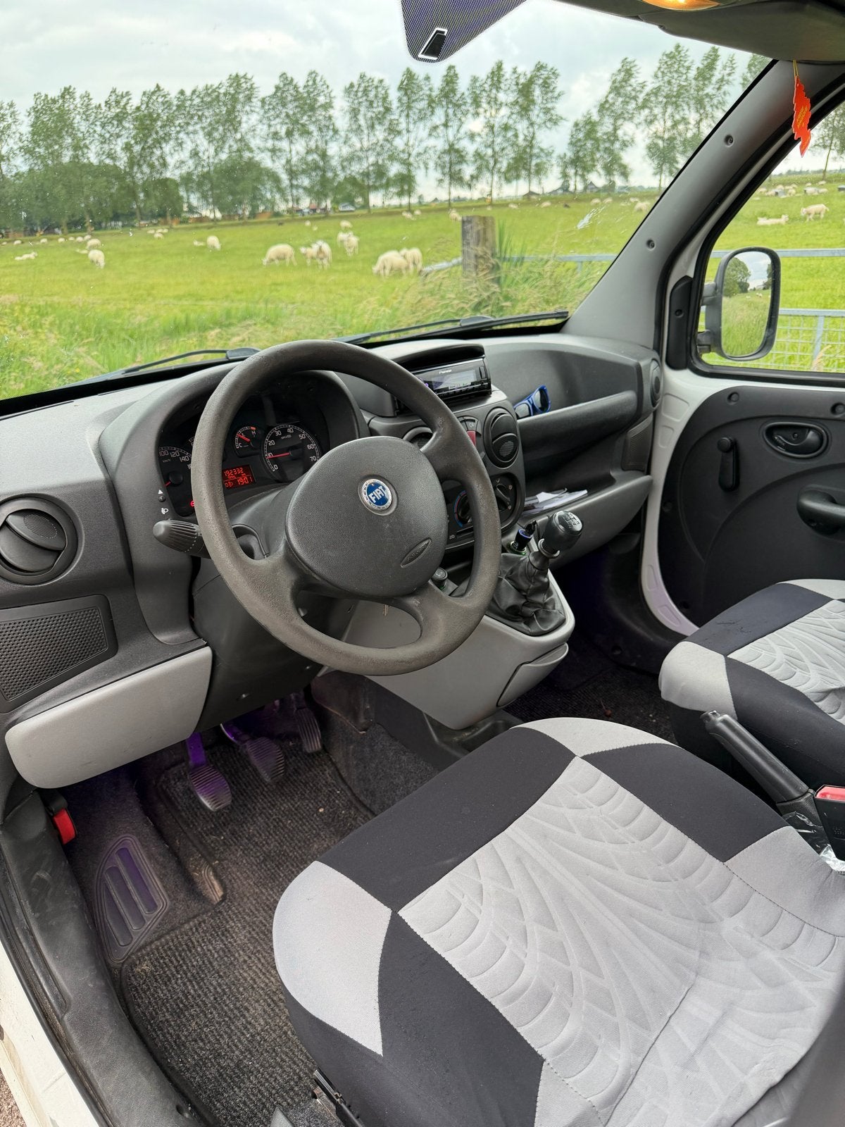 Fiat Doblo 1.4 8V 2007, Voorwielaandrijving, Stof, Zwart, Wit
