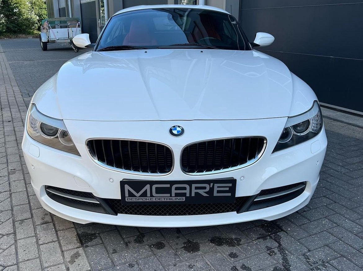 Foto 2 van BMW Z4 2.5 Roadster Sdrive 23I 2009 Wit