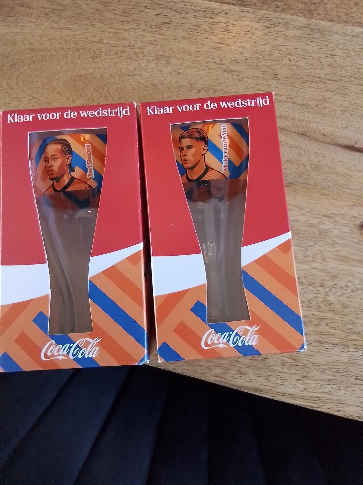 Coca-Cola glazen oranje  Mickey van de ven & Xavi Simons, Verzamelen, Ophalen of Verzenden, Nieuw, Overige binnenlandse clubs